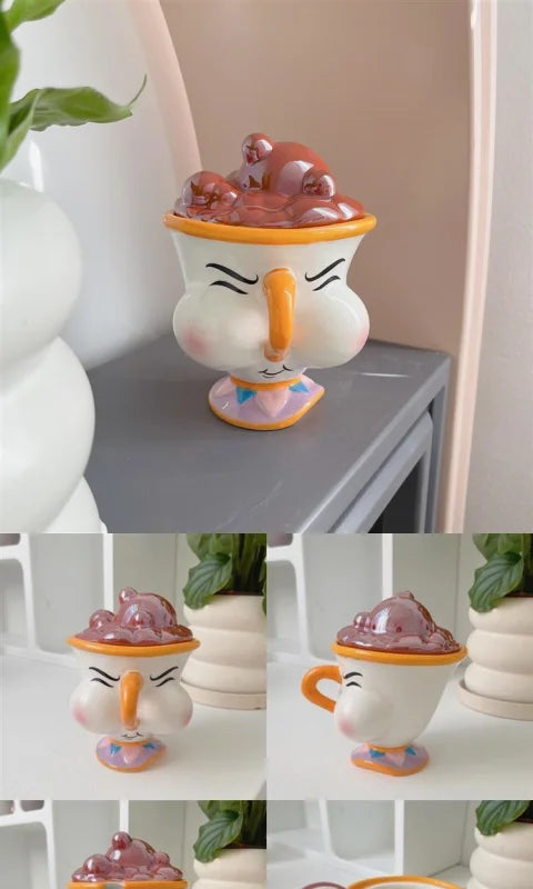 Caneca de cerâmica Disney Bela e a Fera com tampa